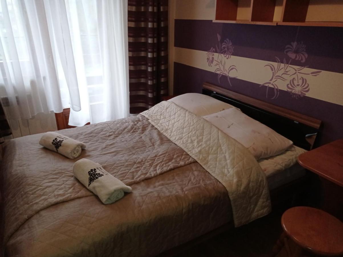 Pod Tatrami Bed & Breakfast Bukowina Tatrzanska Luaran gambar
