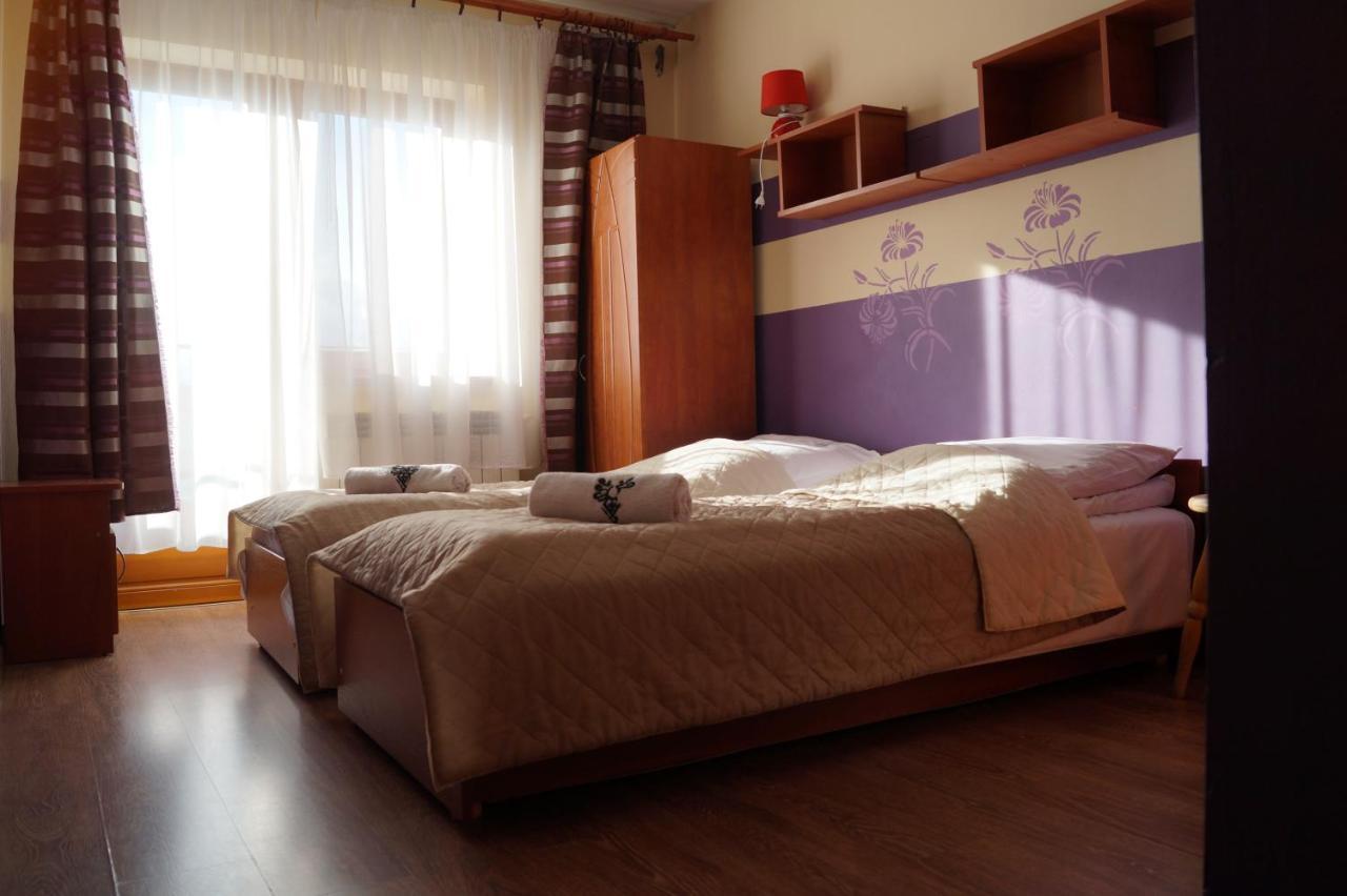 Pod Tatrami Bed & Breakfast Bukowina Tatrzanska Luaran gambar