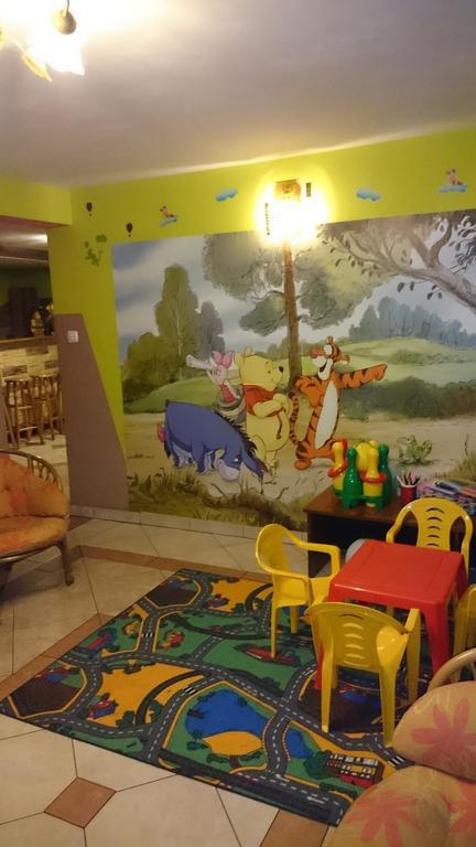 Pod Tatrami Bed & Breakfast Bukowina Tatrzanska Luaran gambar
