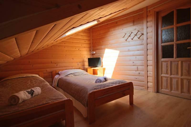 Pod Tatrami Bed & Breakfast Bukowina Tatrzanska Luaran gambar